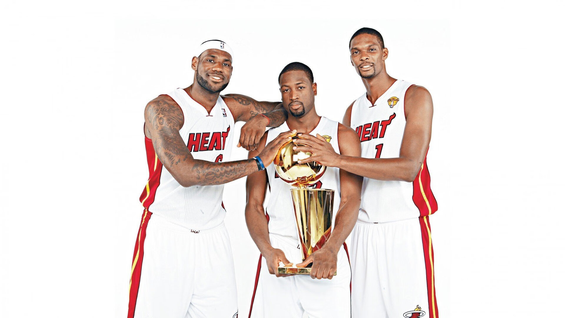 _绿军锋线发威，狂刷数据零失误_，绿军战绩